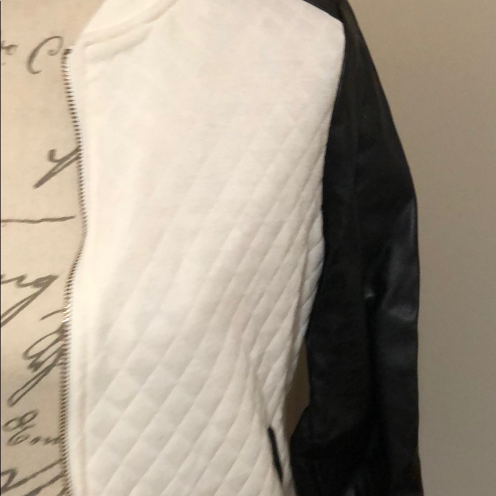 Jacket - Picture 3 of 4